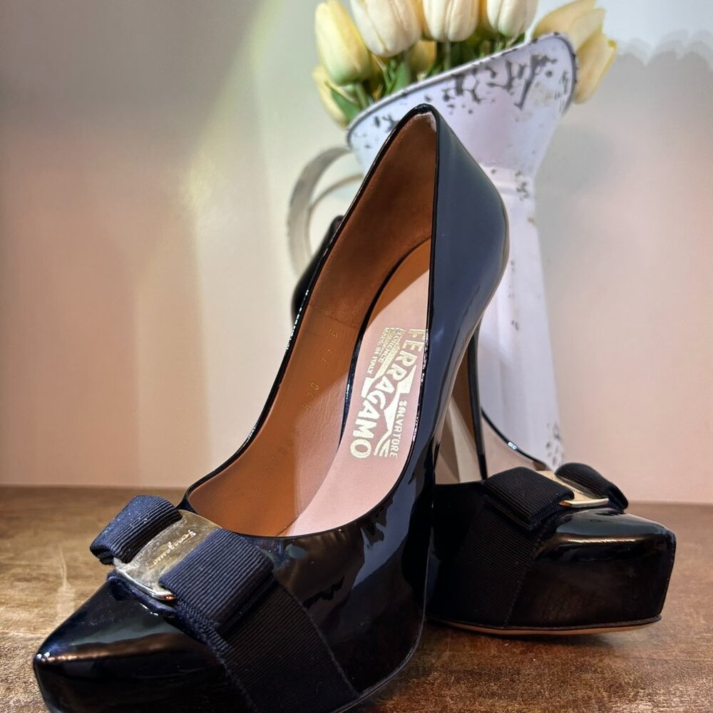Salvatore Ferragamo Black Patent Leather Platform Stilettos Vara Bow- 7.5